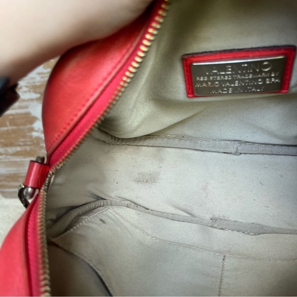 Valentino Signature Mia Crossbody Purse Poppy Red Preppy Classy Summer Tassel - Picture 13 of 15